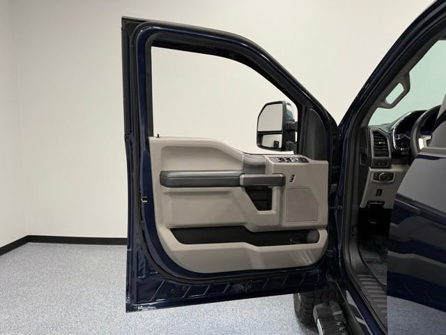 Certified 2020 Ford F250 XLT w/ XLT Premium Package AWD/4WD image 14