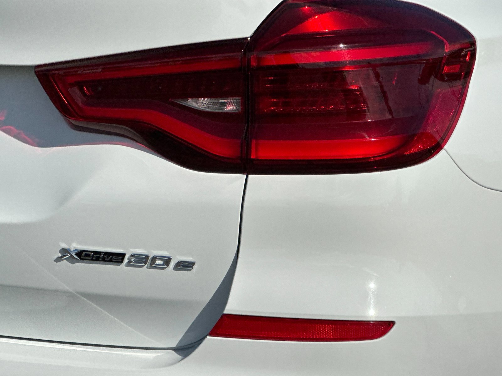 Used 2021 BMW X3 xDrive30e w/ Convenience Package image 27