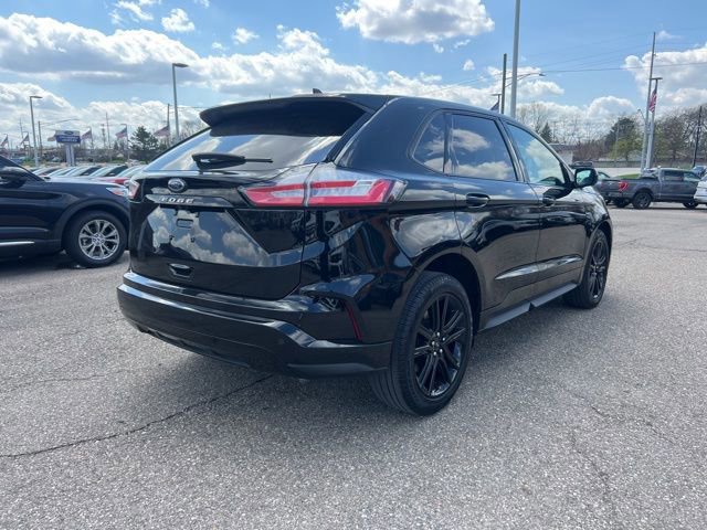 Certified 2023 Ford Edge ST-Line image 2