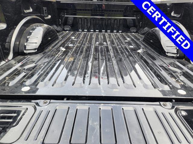 Certified 2025 Ford F250 Platinum w/ FX4 Off-Road Package image 32