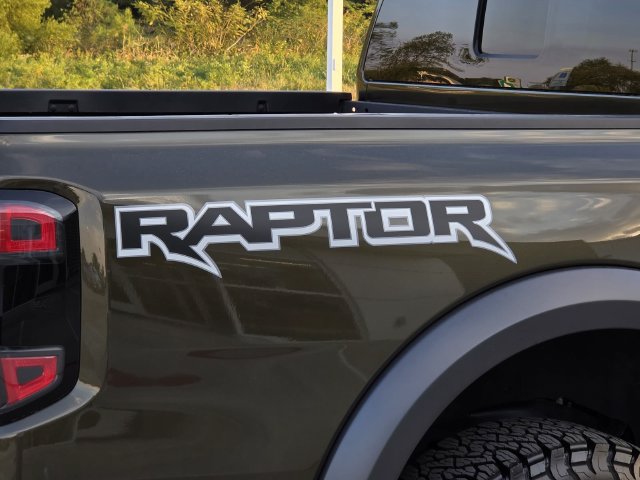 Certified 2025 Ford Ranger Raptor AWD/4WD image 7