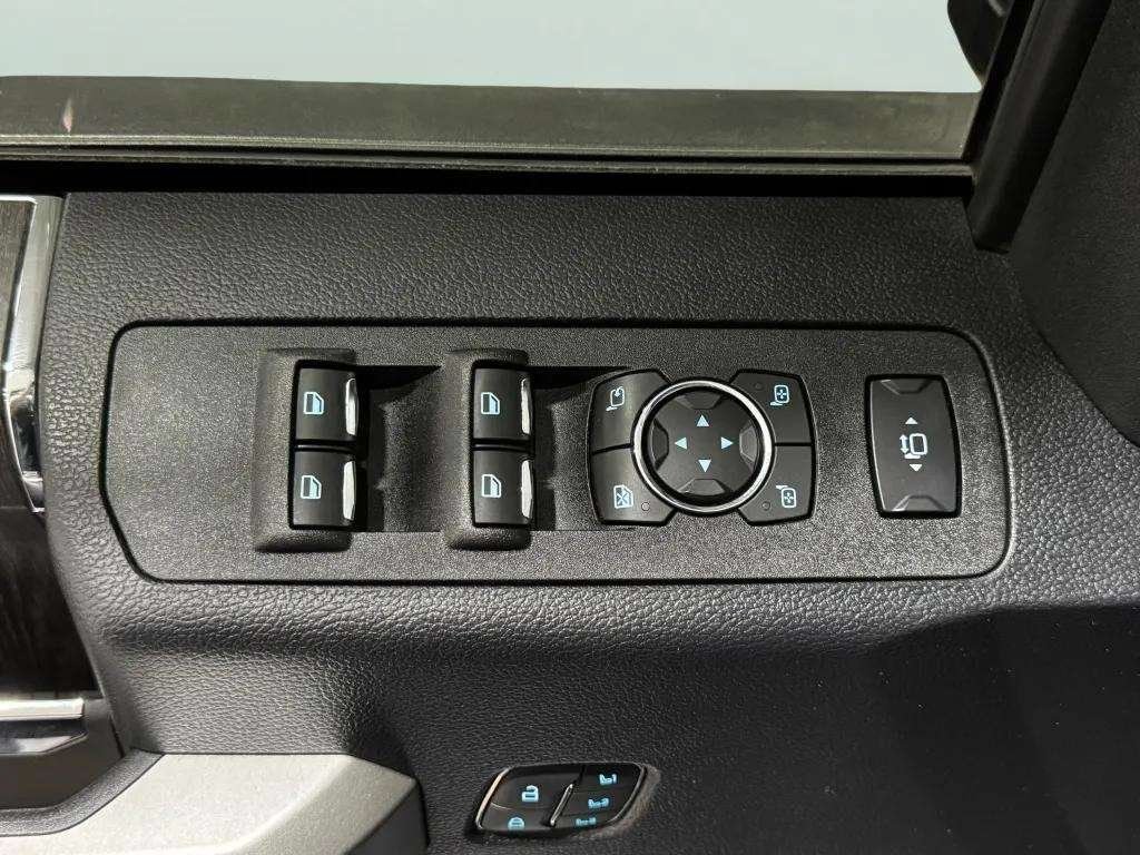 Certified 2021 Ford F250 Lariat w/ Lariat Ultimate Package AWD/4WD image 21