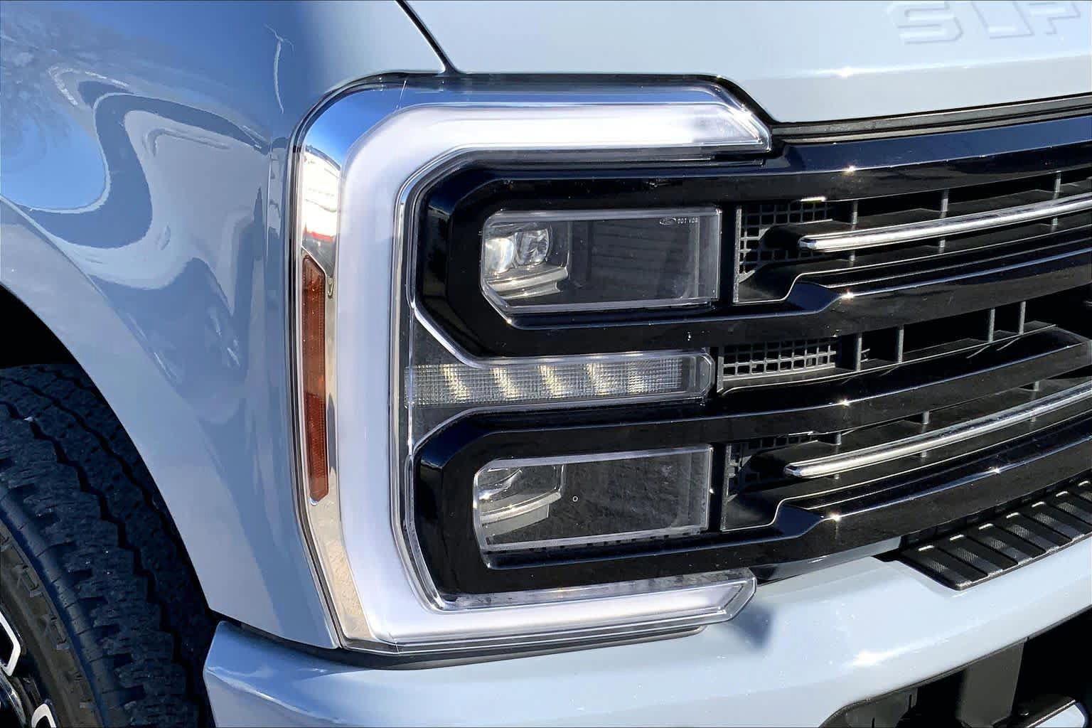 Certified 2025 Ford F250 Platinum AWD/4WD image 25