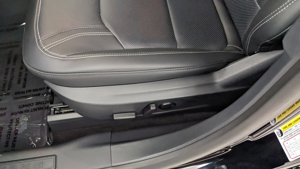 Certified 2025 Ford Mustang Mach-E Premium AWD/4WD image 27