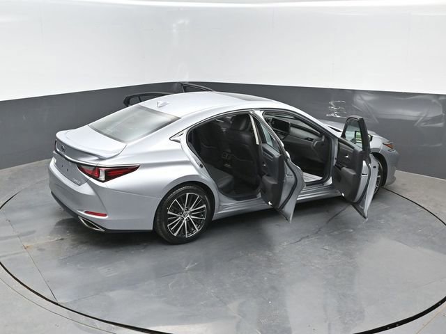 Used 2024 Lexus ES 350 w/ Premium Package FWD image 29