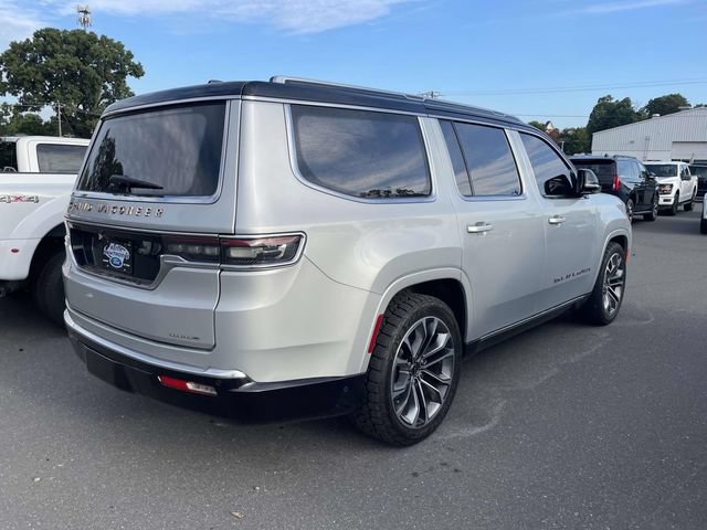 Used 2024 Jeep Grand Wagoneer Series III w/ Rear Seat Video Group 1 AWD/4WD image 7