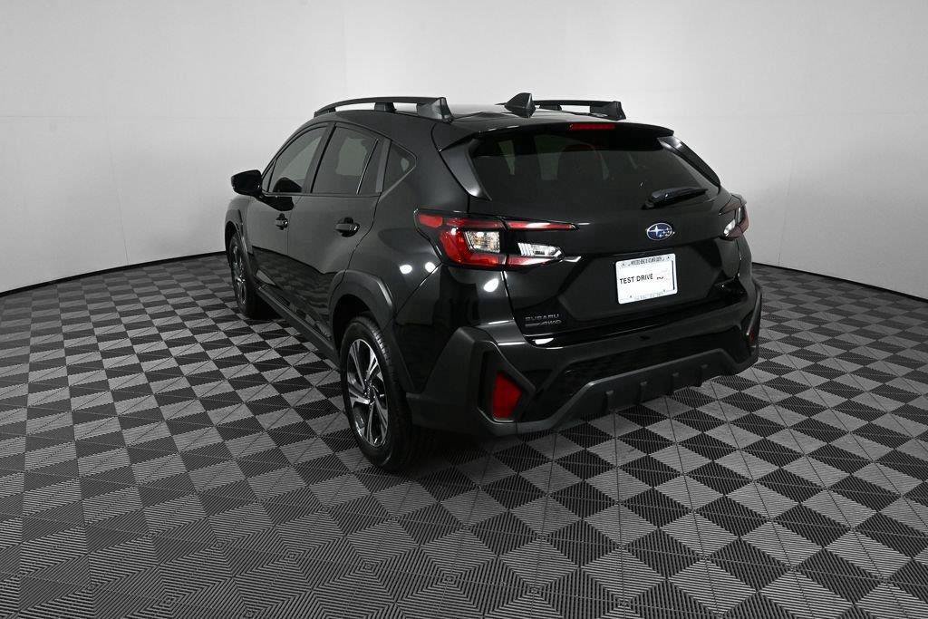 Used 2026 Subaru Crosstrek 2.5i Premium AWD/4WD image 4