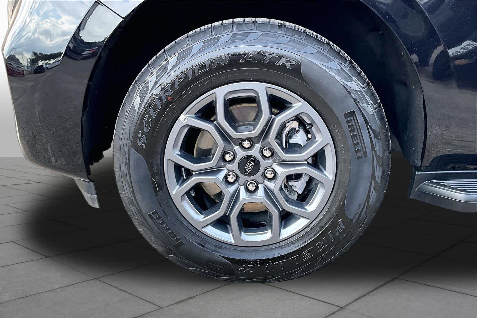 Certified 2025 Ford Expedition Active RWD image 11