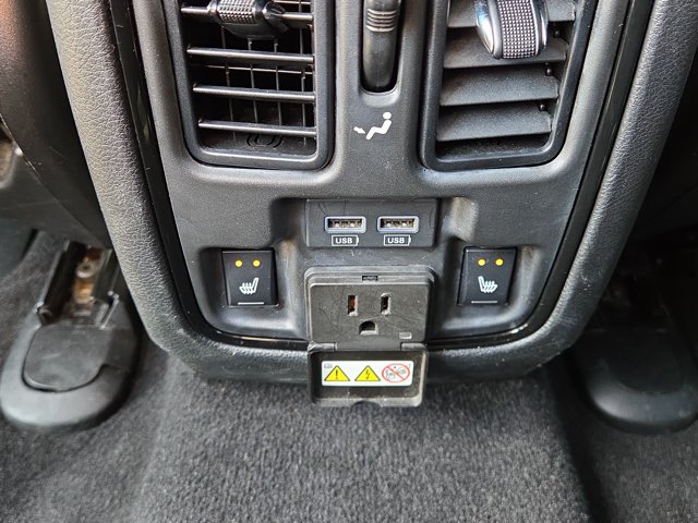 Used 2024 Dodge Durango GT AWD/4WD image 13