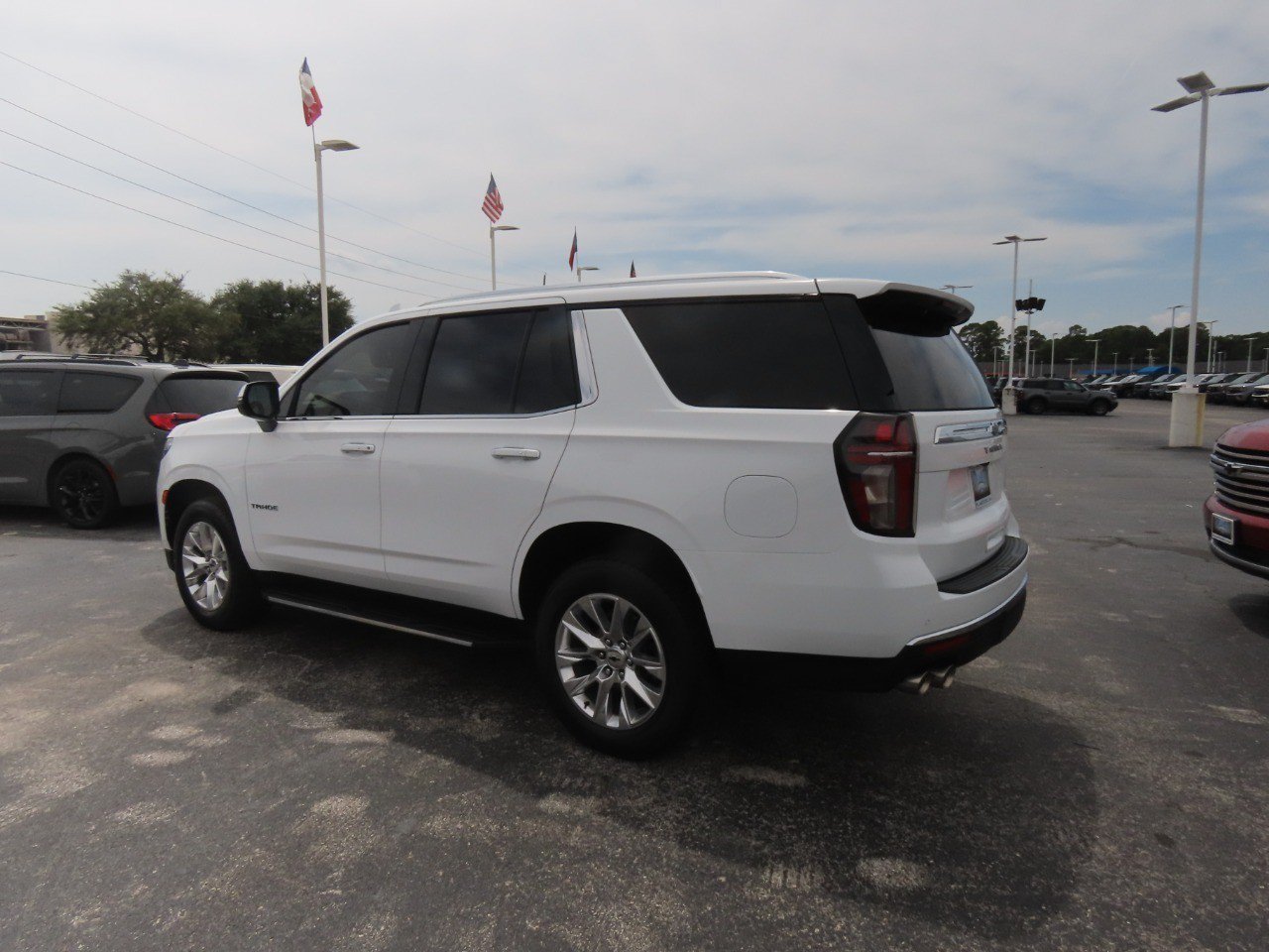 Used 2023 Chevrolet Tahoe Premier RWD image 17