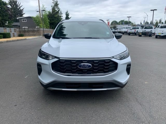 Certified 2025 Ford Escape ST-Line w/ Equipment Group 301A FWD image 11