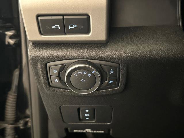 Certified 2017 Ford F350 Lariat w/ Chrome Package image 19