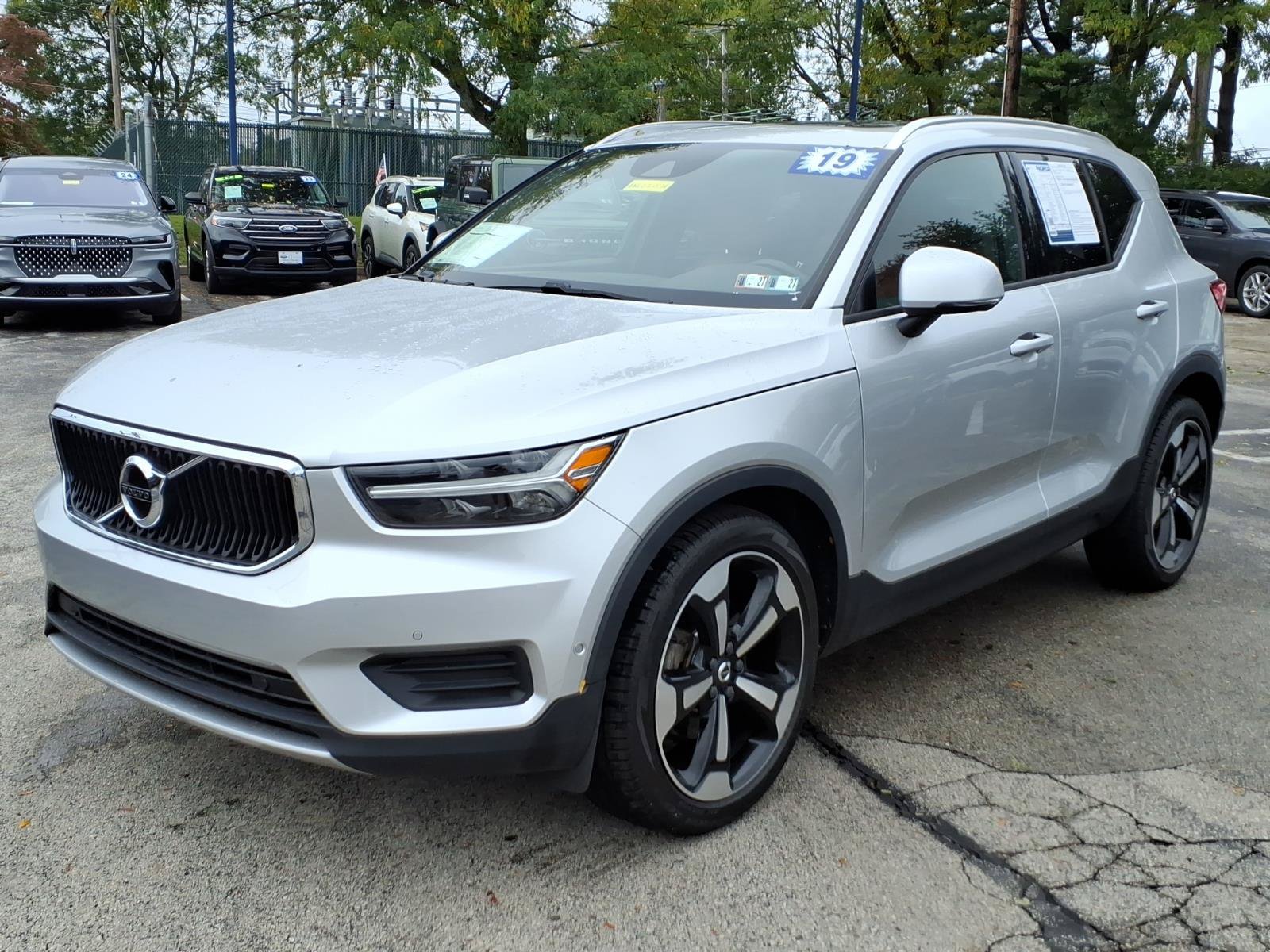 Used 2019 Volvo XC40 T5 Momentum AWD/4WD image 7