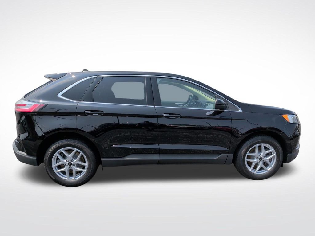 Certified 2023 Ford Edge SEL w/ Convenience Package AWD/4WD image 8