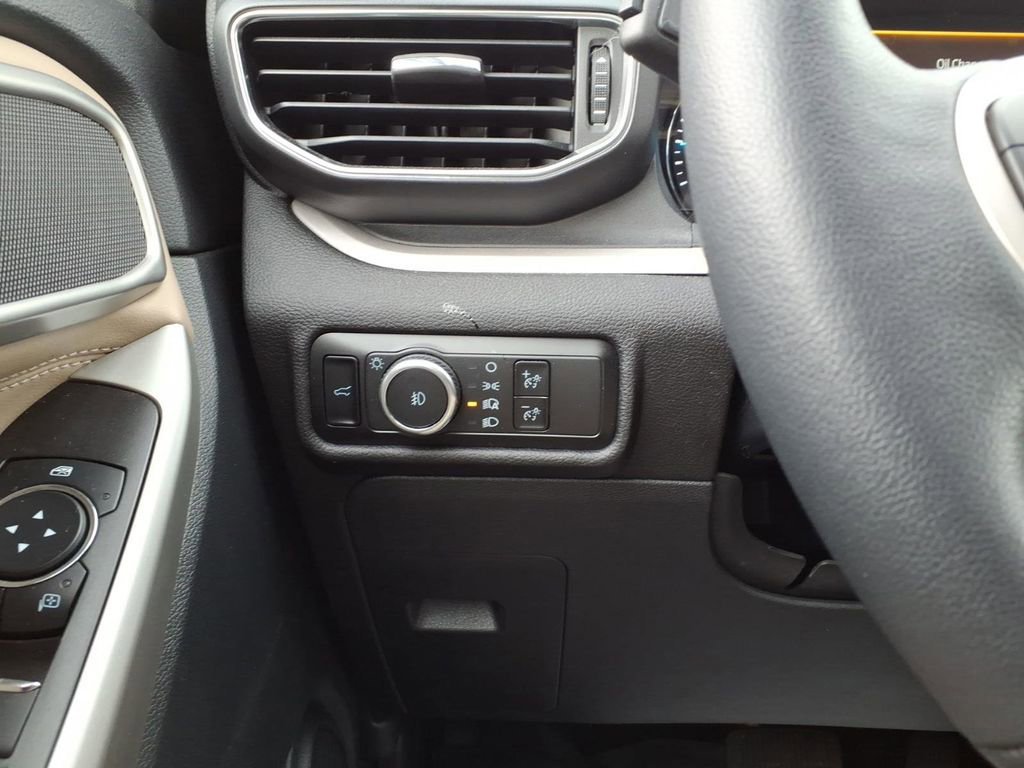Certified 2023 Ford Explorer XLT w/ Equipment Group 202A image 16