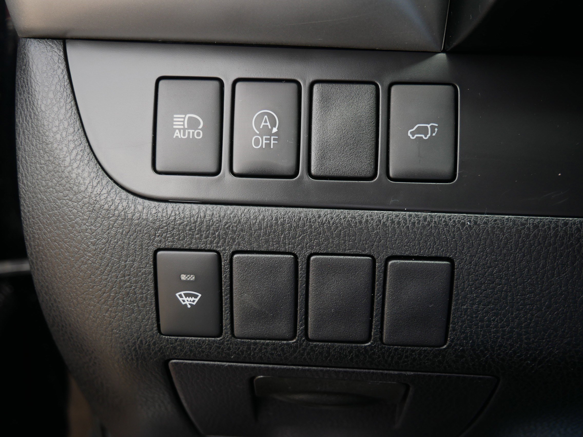 Used 2019 Toyota Highlander SE AWD/4WD image 26