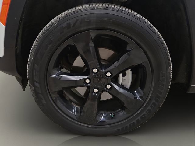Used 2023 Jeep Grand Cherokee Altitude AWD/4WD image 25