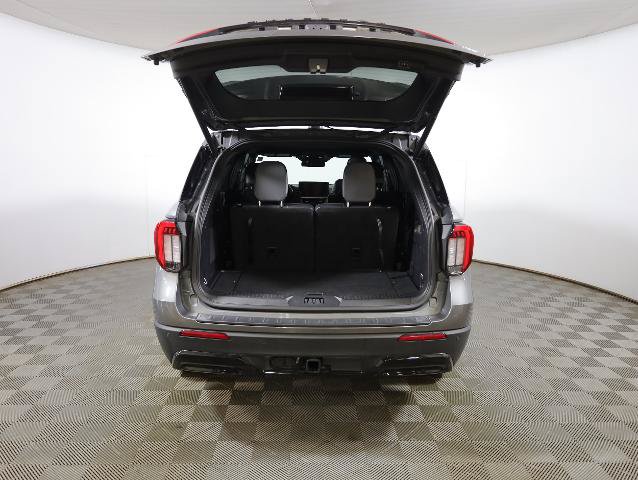 Certified 2025 Ford Explorer ST-Line w/ Premium Package AWD/4WD image 39