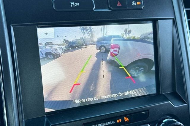 Certified 2019 Ford F150 XLT w/ Trailer Tow Package image 20