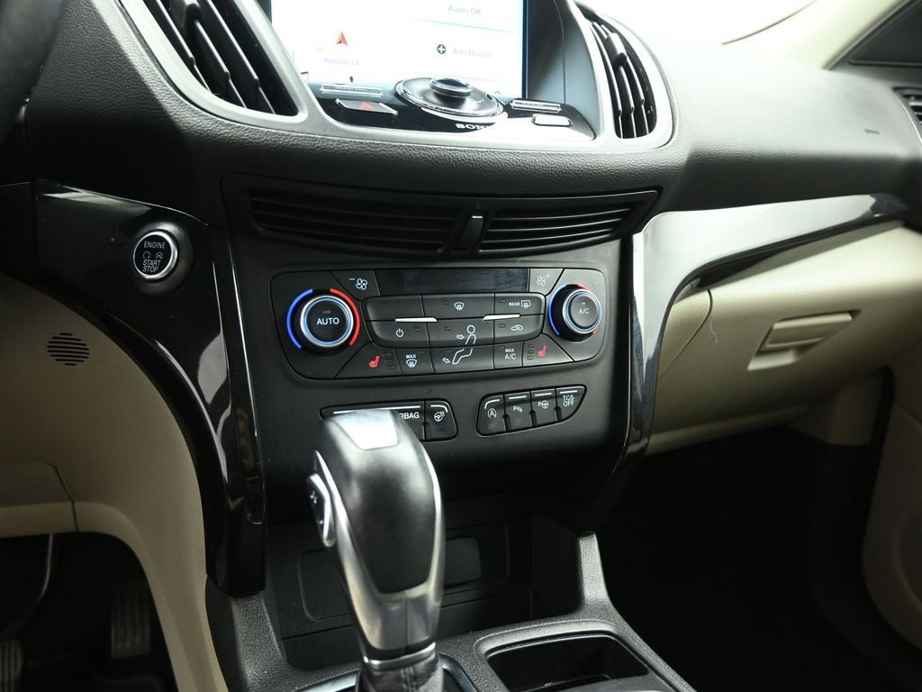 Certified 2019 Ford Escape Titanium image 43