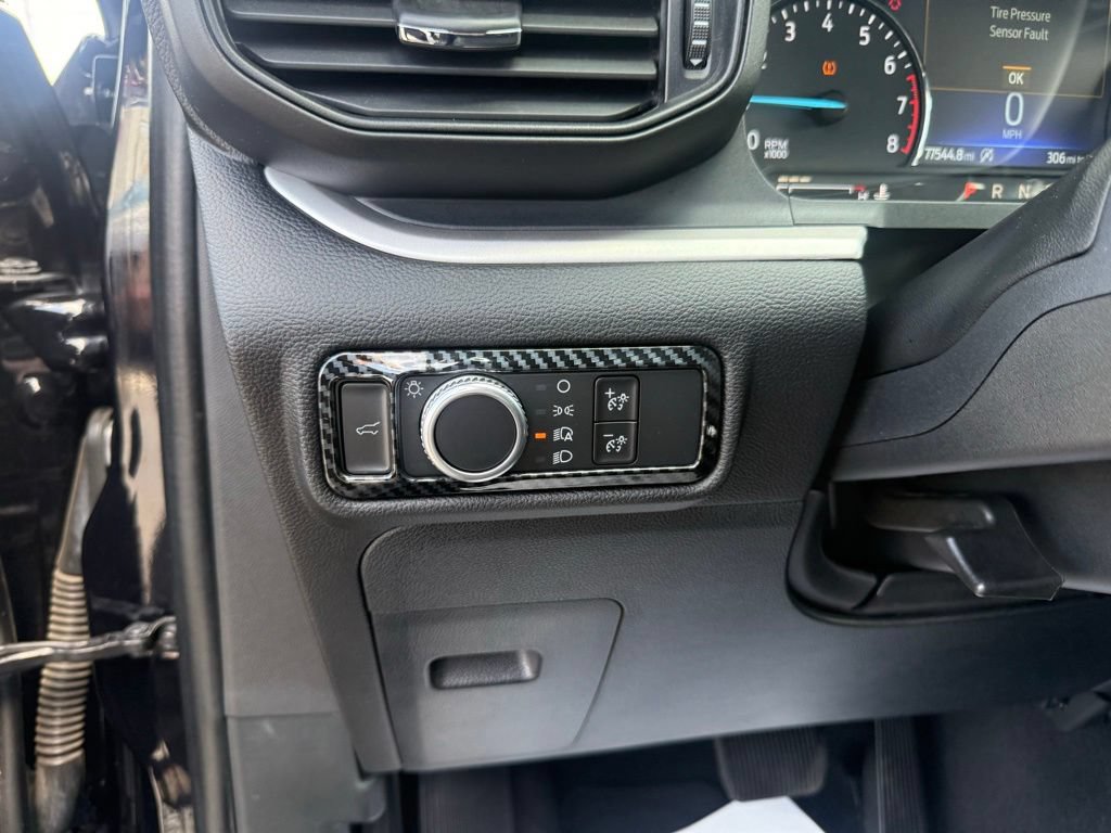 Certified 2021 Ford Explorer XLT RWD image 19