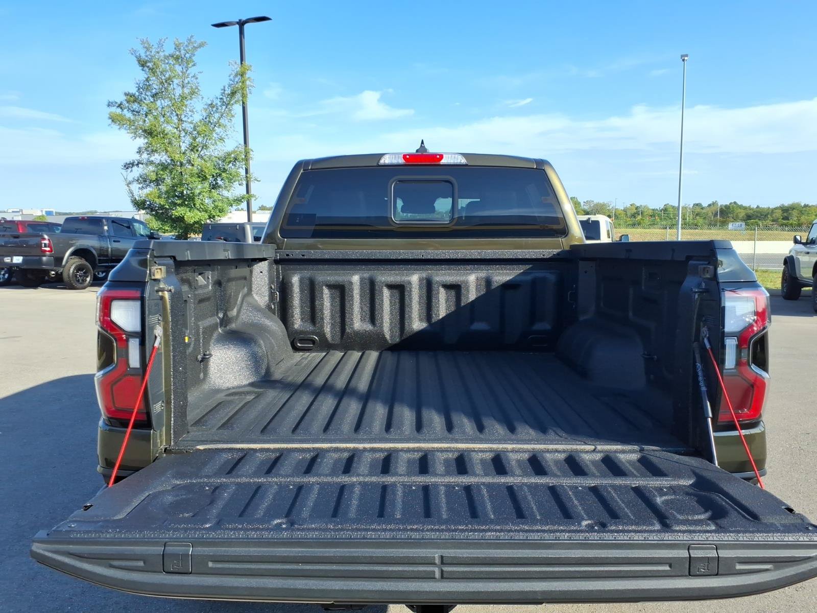 Certified 2024 Ford Ranger Raptor AWD/4WD image 16