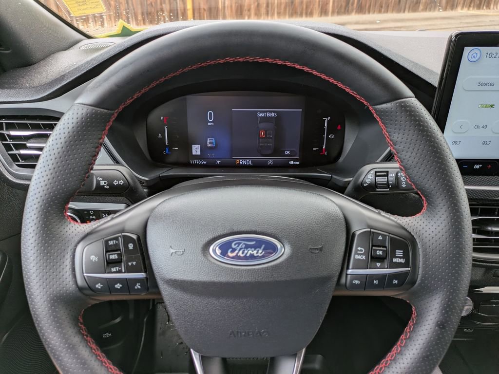 Certified 2025 Ford Escape ST-Line w/ Tech Pack #1 AWD/4WD image 26