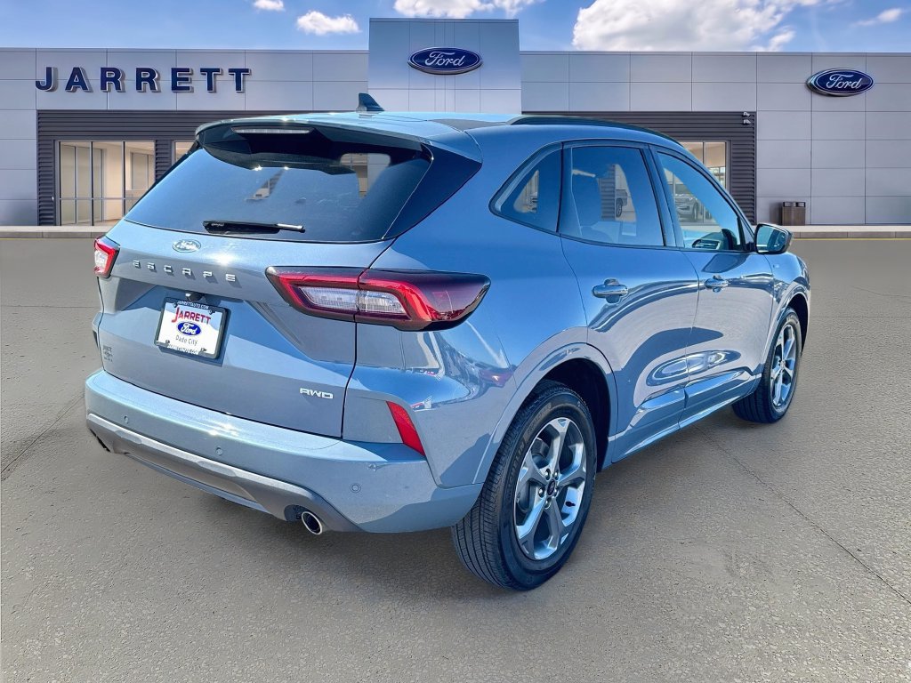 Certified 2023 Ford Escape ST-Line Select w/ Tech Pack #1 AWD/4WD image 7