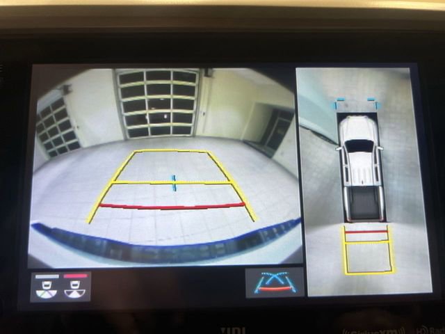 Used 2022 Toyota Tacoma Limited image 14