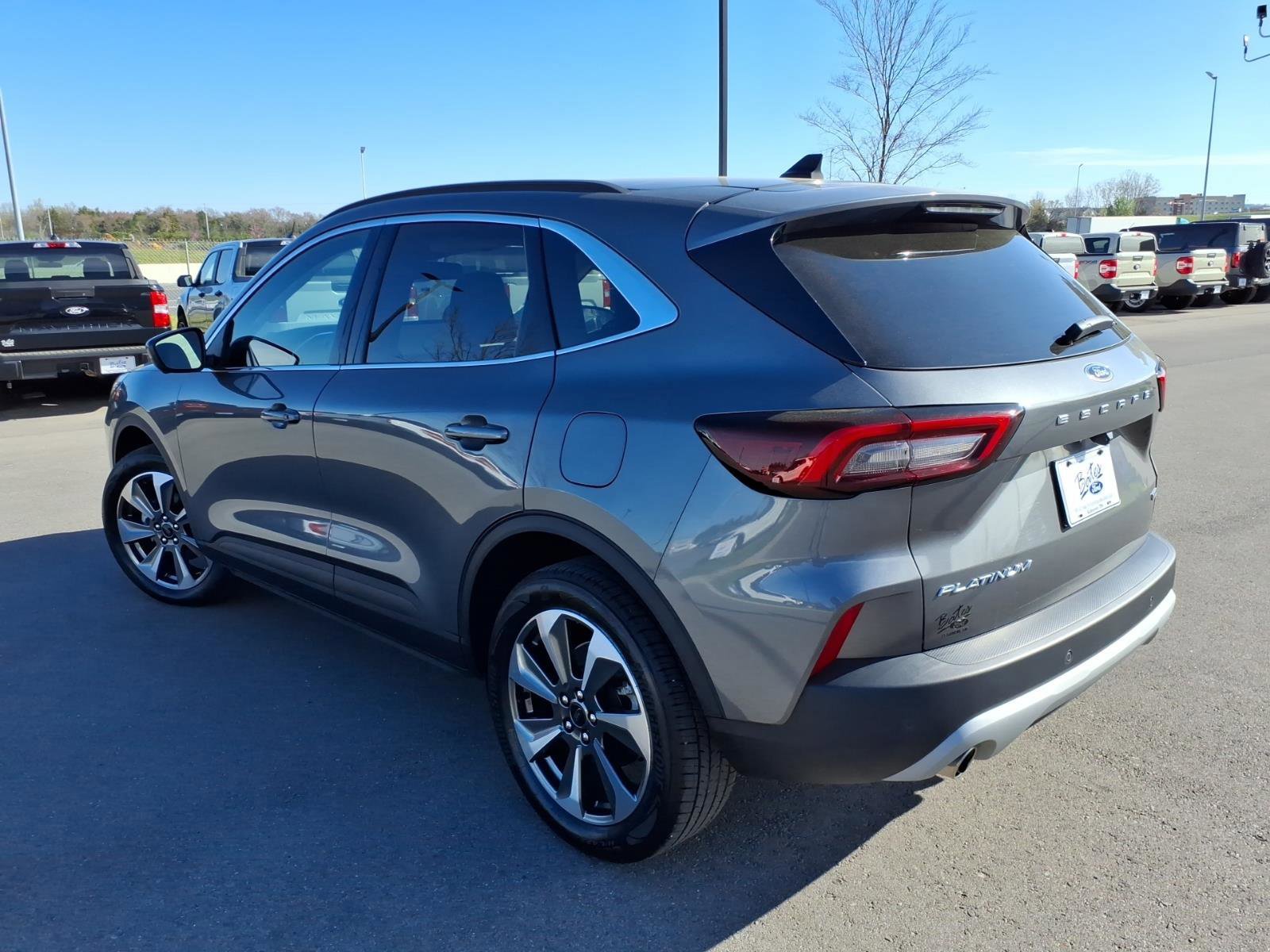 Certified 2023 Ford Escape Platinum image 3