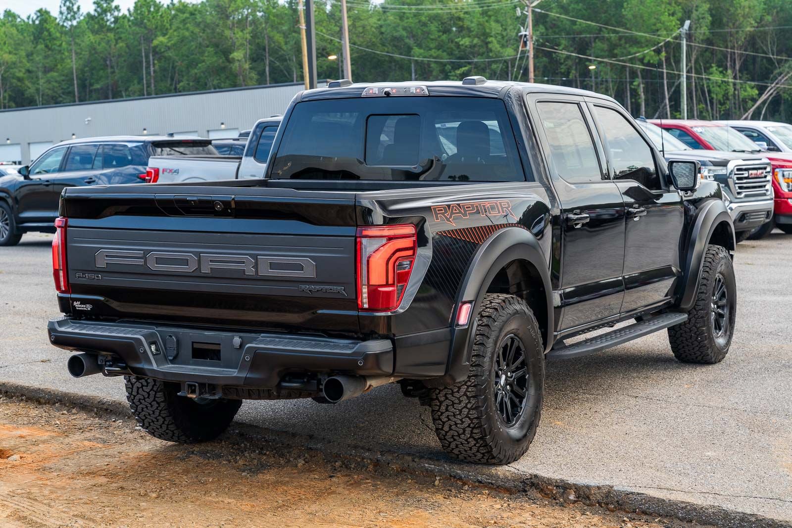 Certified 2025 Ford F150 Raptor AWD/4WD image 11