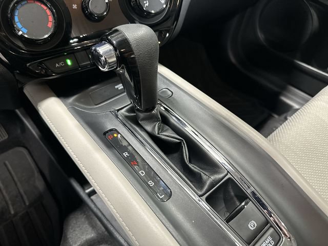 Used 2017 Honda HR-V LX image 27