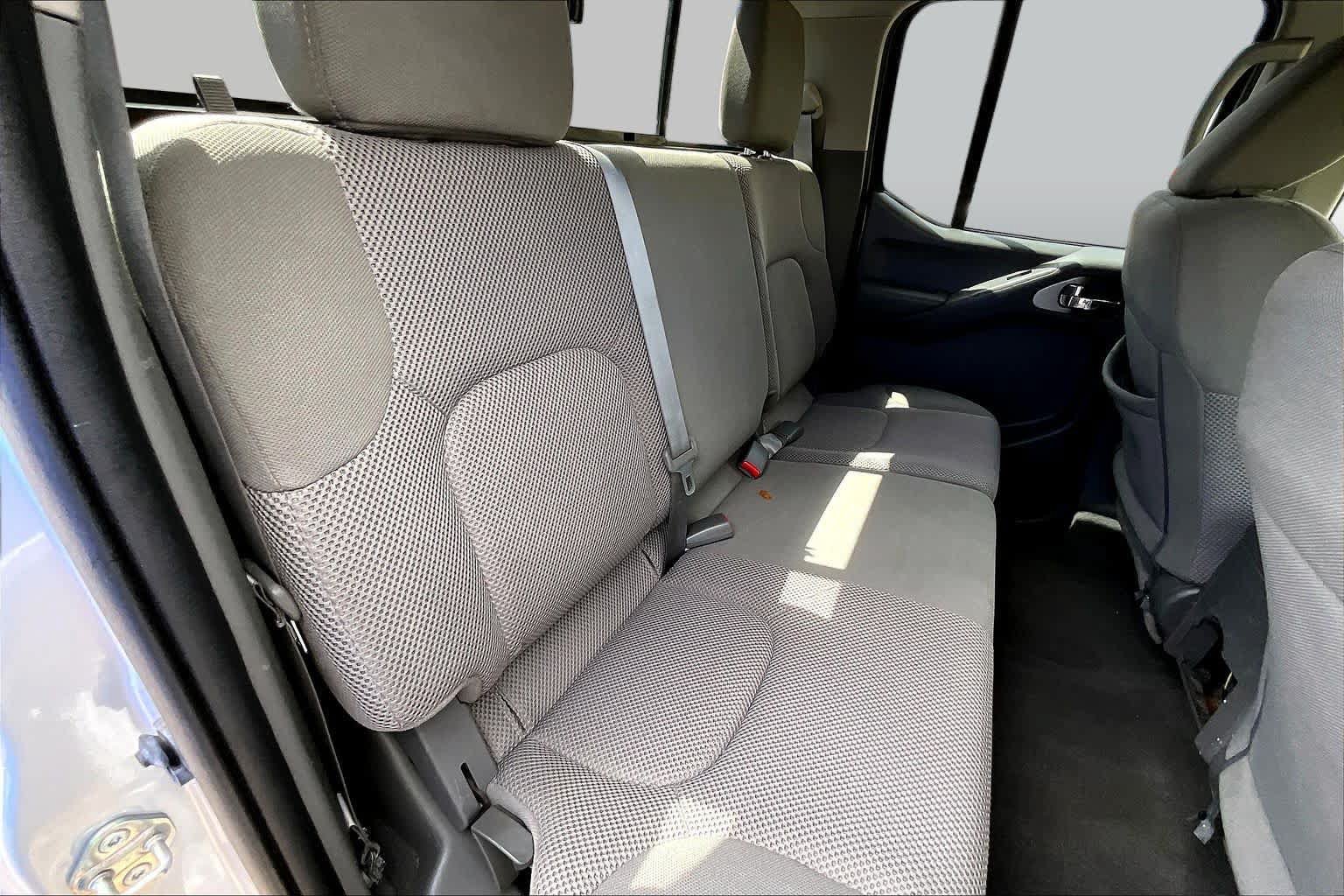 Used 2019 Nissan Frontier SV RWD image 20