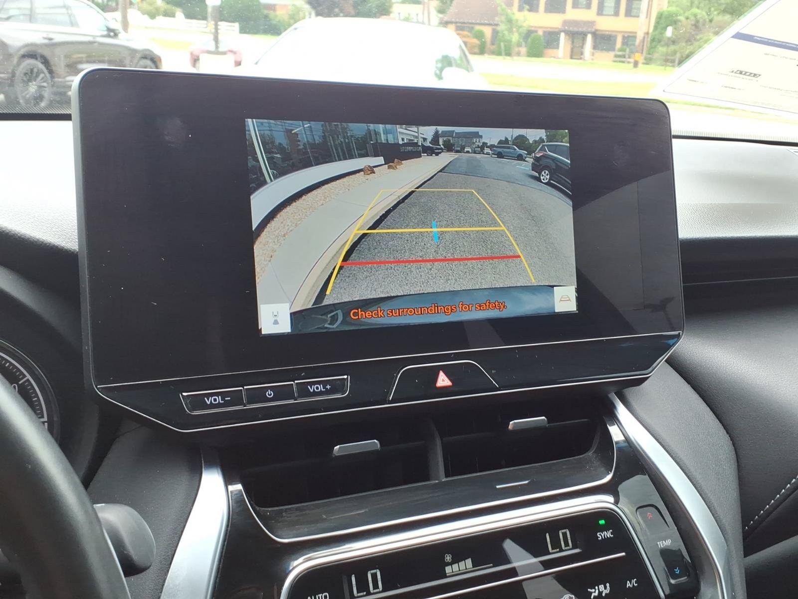 Used 2024 Toyota Venza Nightshade AWD/4WD image 20