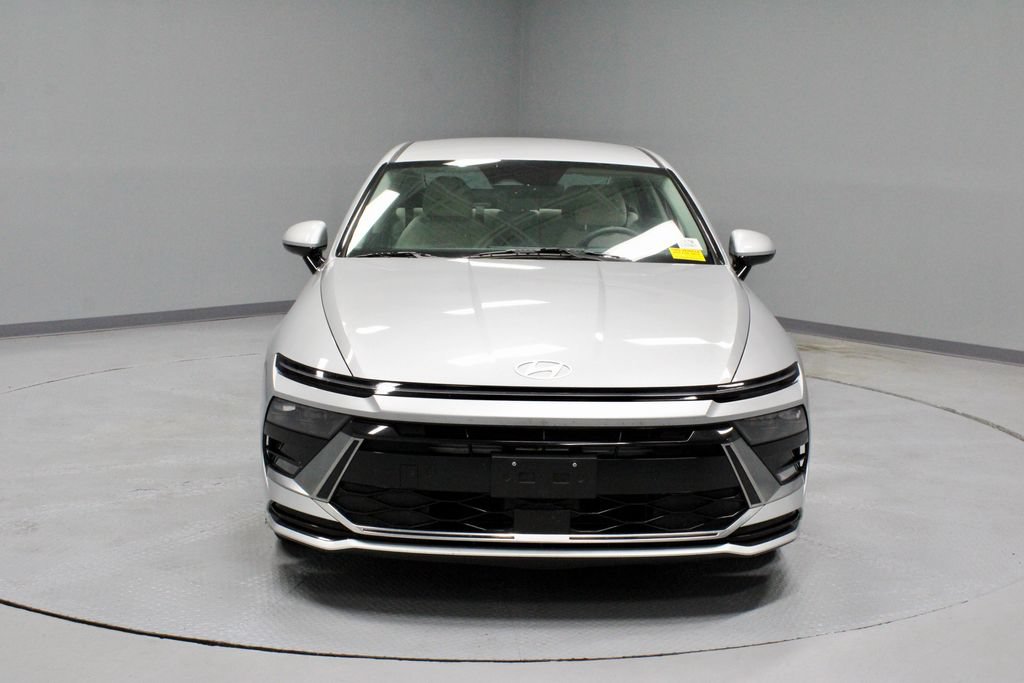 Used 2025 Hyundai Sonata SEL FWD image 7