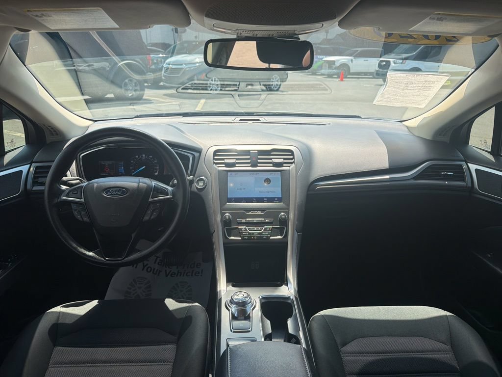 Certified 2020 Ford Fusion SE FWD image 16