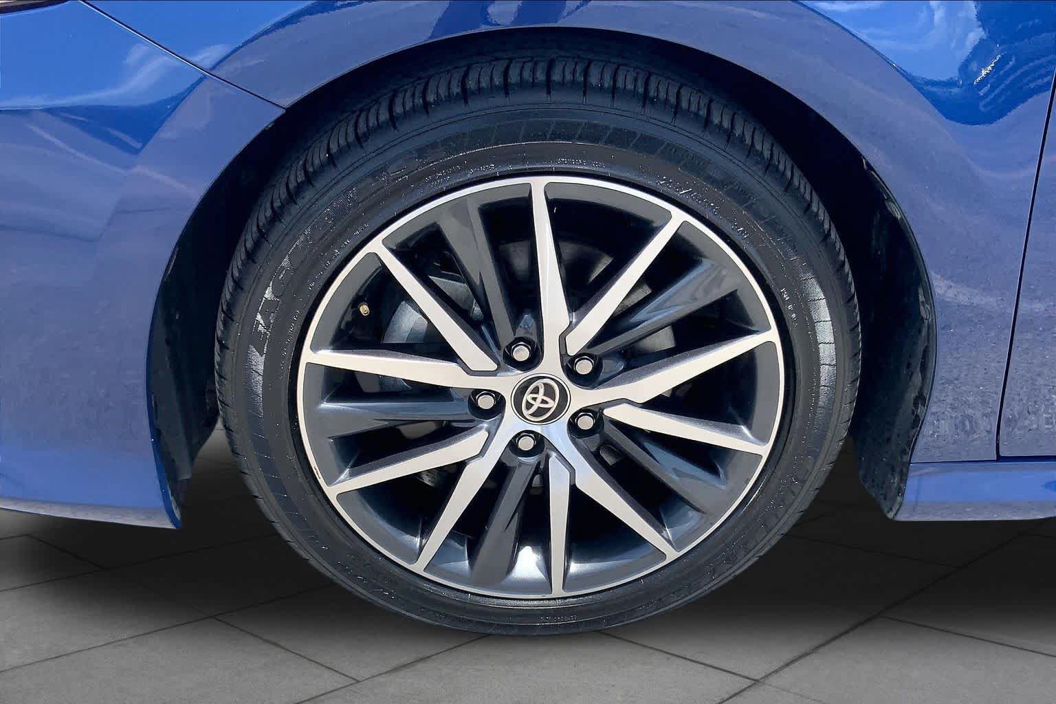 Used 2024 Toyota Camry XLE w/ Navigation Package FWD image 11