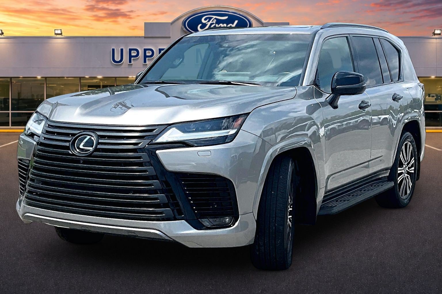 Used 2024 Lexus LX 600 4WD w/ Appearance Package image 12
