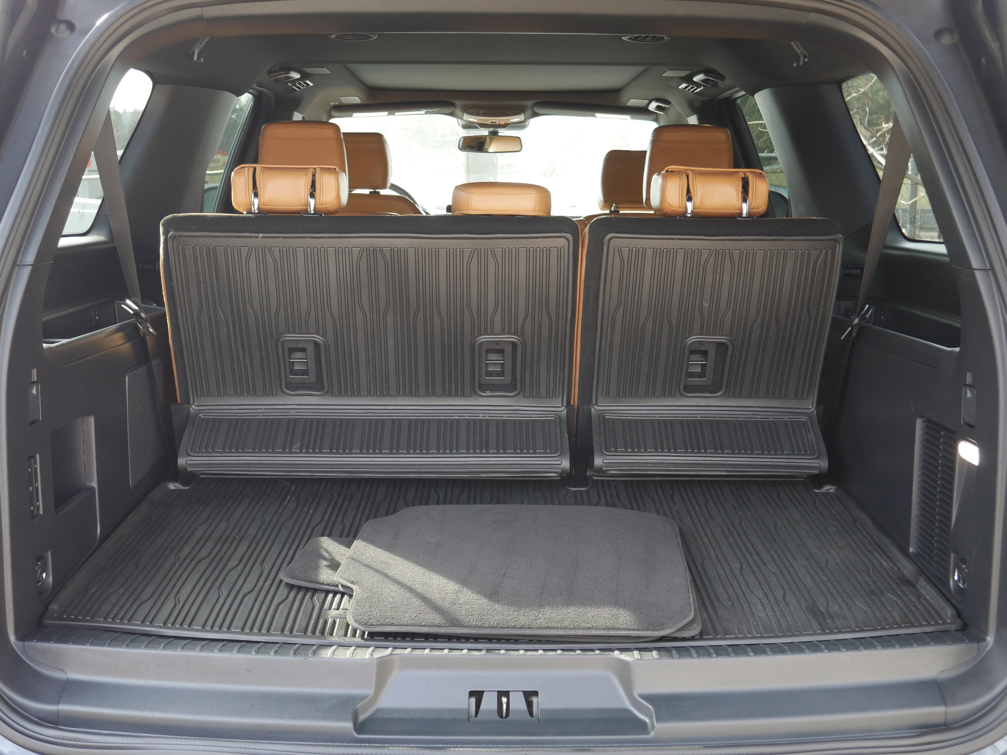 Certified 2023 Ford Expedition Max Platinum image 32