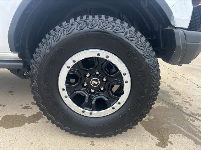 Certified 2023 Ford Bronco Badlands w/ Sasquatch Package image 9