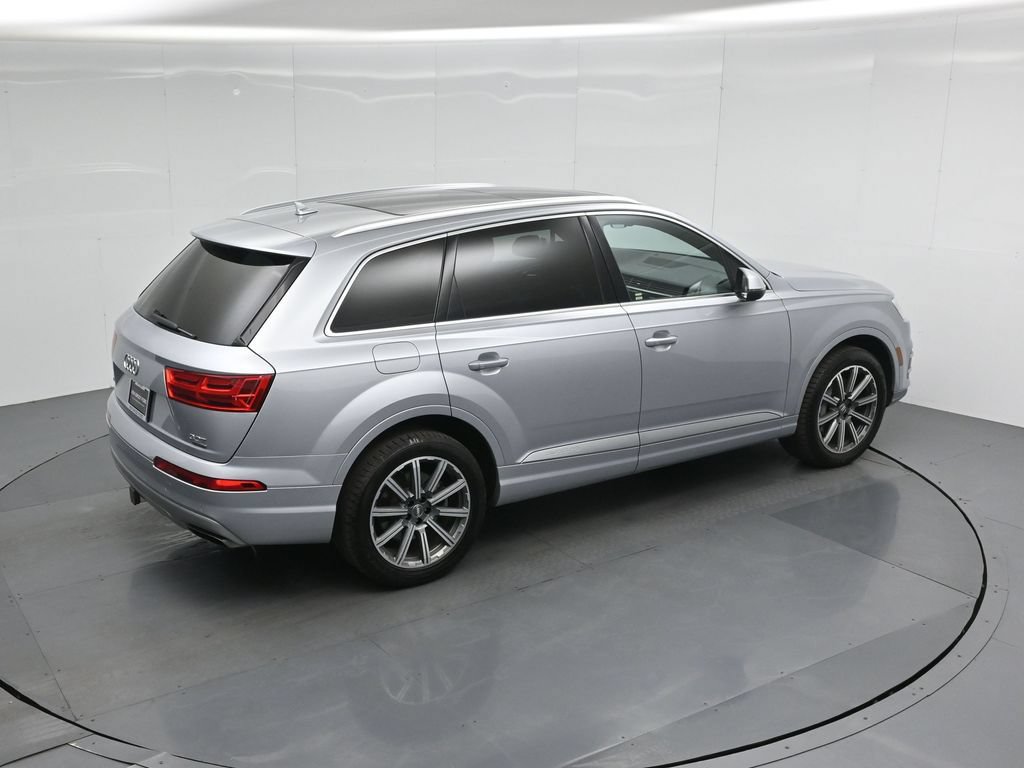 Used 2017 Audi Q7 3.0T Premium Plus w/ Premium Plus Package AWD/4WD image 44