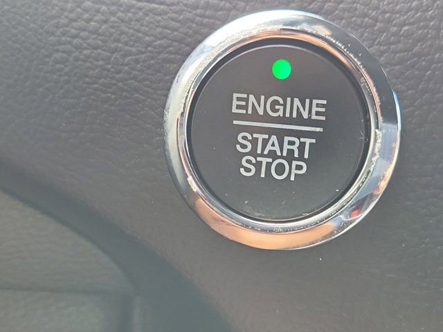 Certified 2020 Ford Edge ST-Line image 29