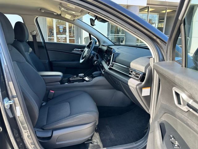 Used 2023 Kia Sportage LX image 61
