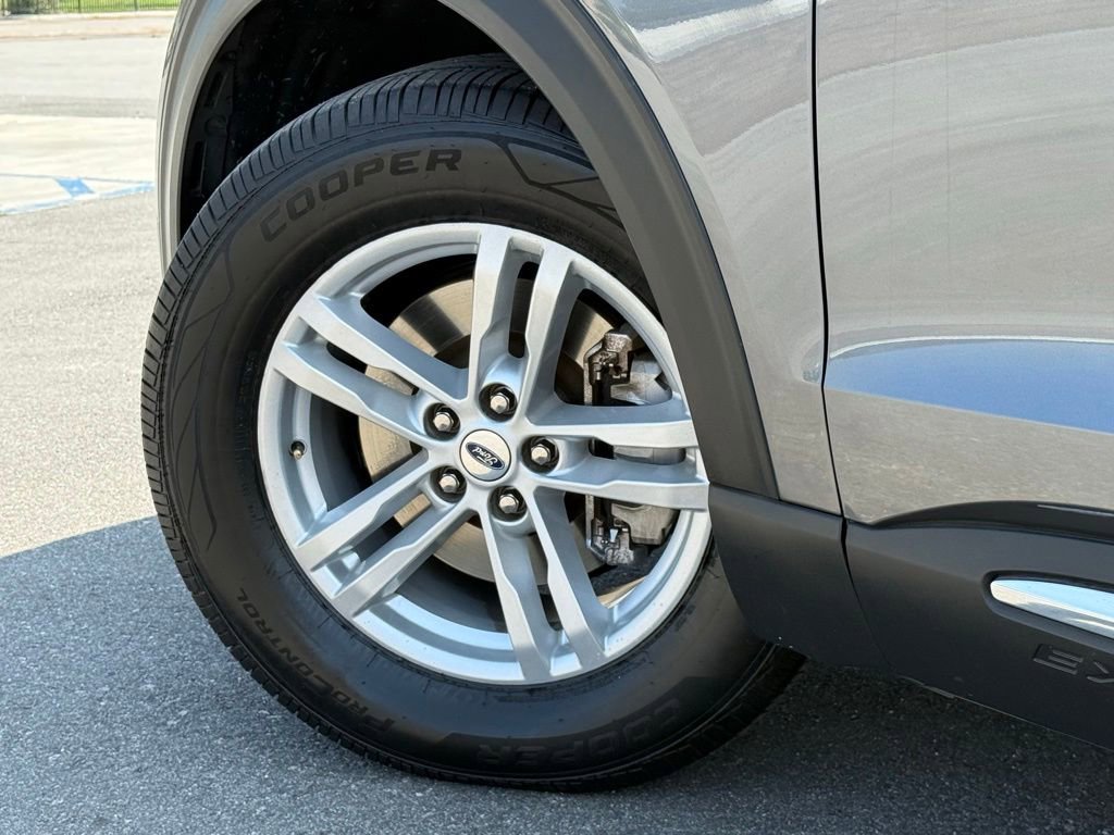 Certified 2023 Ford Explorer XLT RWD image 20