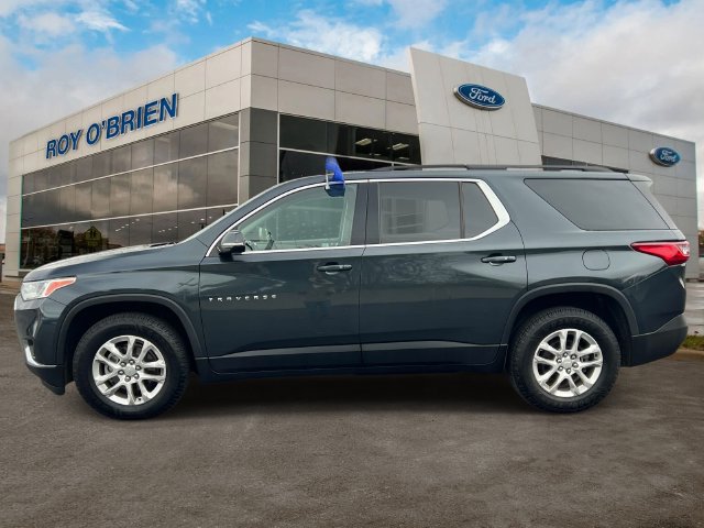 Used 2019 Chevrolet Traverse LT FWD image 2