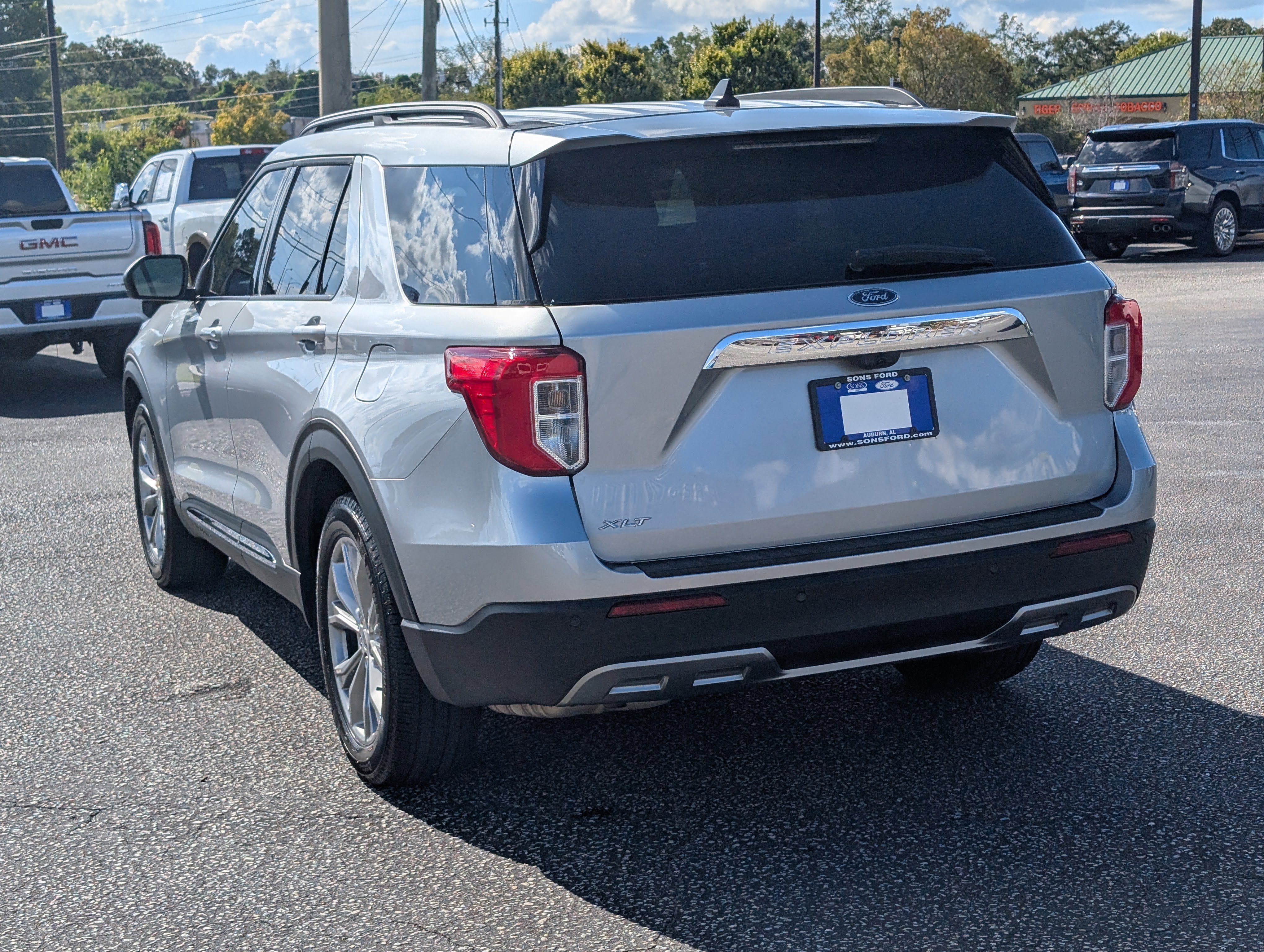 Certified 2023 Ford Explorer XLT w/ Equipment Group 202A image 13