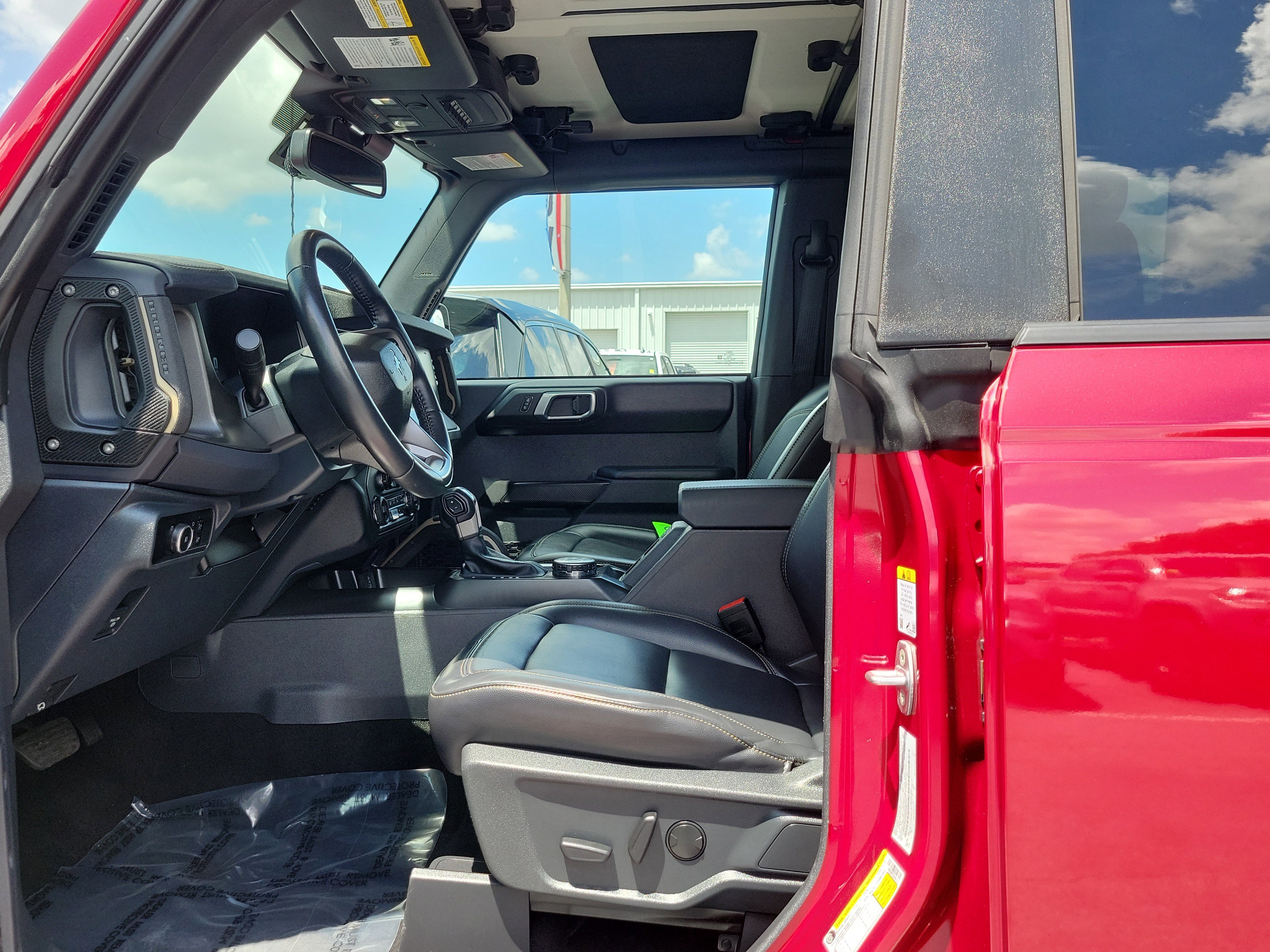 Certified 2025 Ford Bronco Badlands AWD/4WD image 20