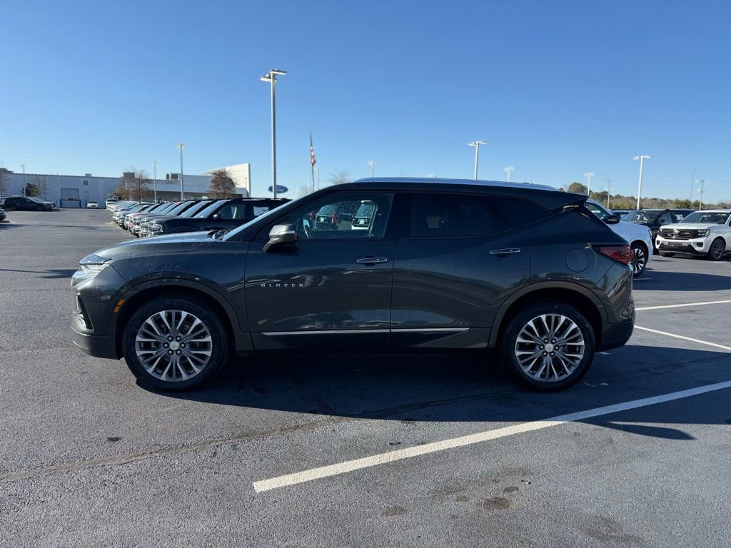 Used 2020 Chevrolet Blazer Premier image 2