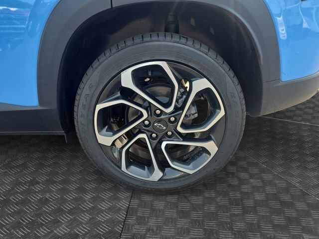 Used 2024 Chevrolet Trax RS w/ Driver Confidence Package FWD image 16