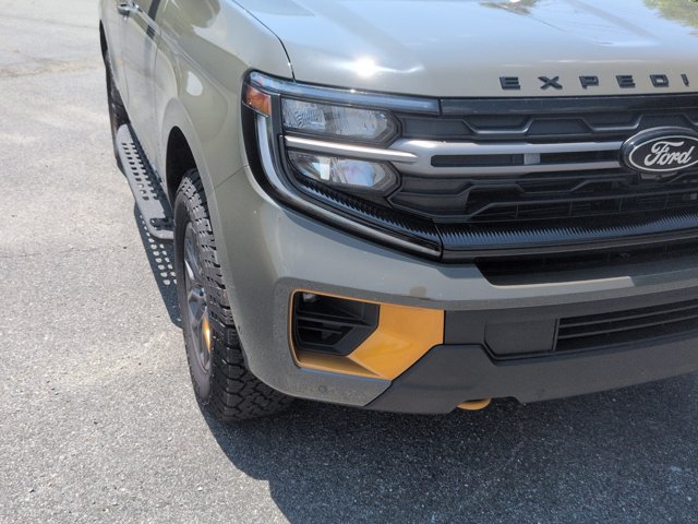 Certified 2025 Ford Expedition Tremor AWD/4WD image 10